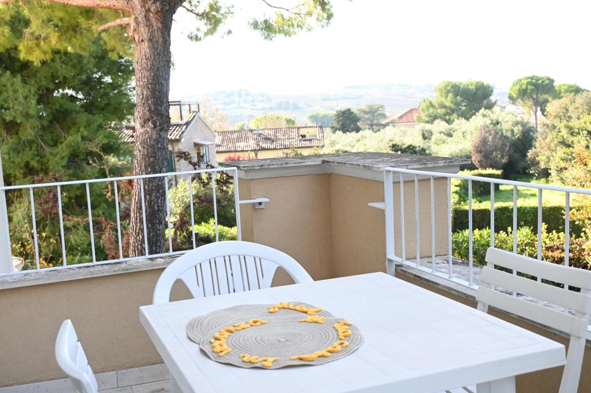 N185 - Numana, Meraviglioso Trilocale Con Terrazzo E Piscina Kültér fotó